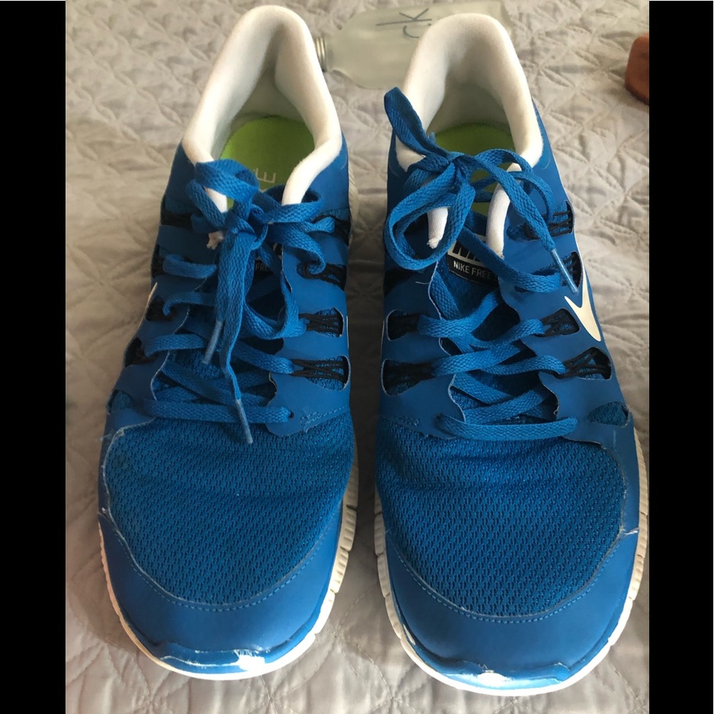 12.5 Mens Nike Free (Blue & White)